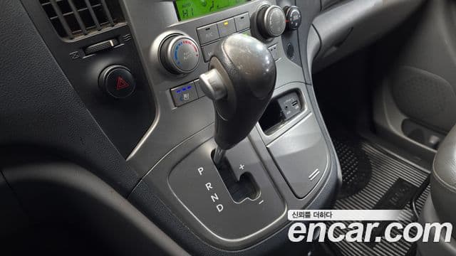 Hyundai Grand Starex CVX Premium, 2012 9