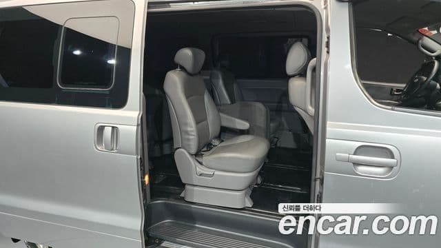 Hyundai Grand Starex CVX Premium, 2012 12