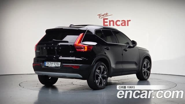 Volvo XC40 B4 Inscription, 2022 2