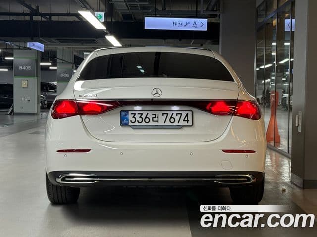 Mercedes-Benz E-класс W214 Avantgarde, 2025 4