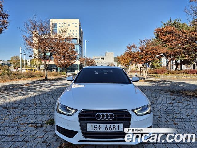 Audi New A4 B8, 2015 1