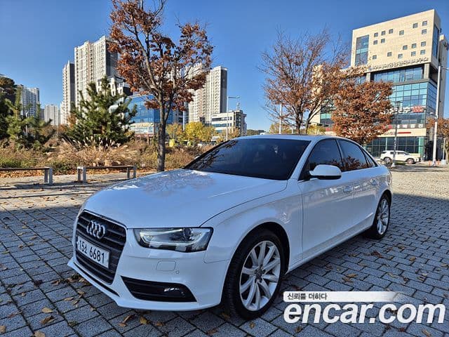 Audi New A4 B8, 2015 3