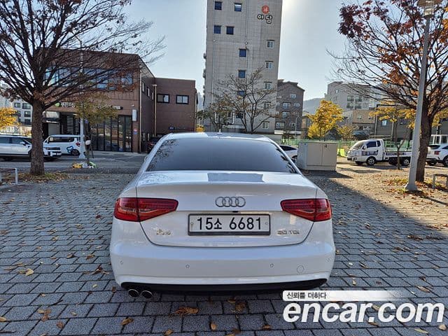 Audi New A4 B8, 2015 6