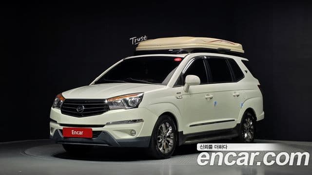 KG모빌리티(SsangYong) Korando 투리스모 4WD outdoor Edition 9인승, 2016 1