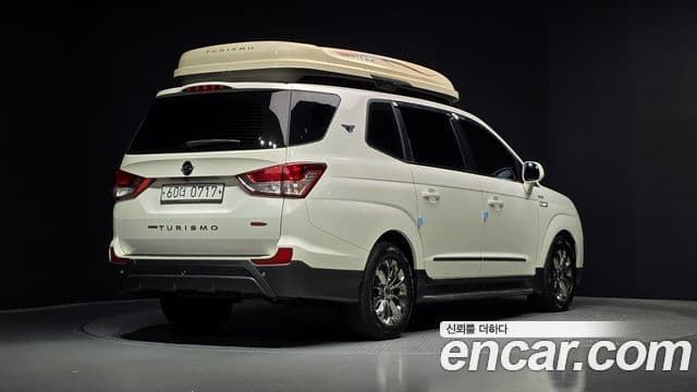 KG모빌리티(SsangYong) Korando 투리스모 4WD outdoor Edition 9인승, 2016 2