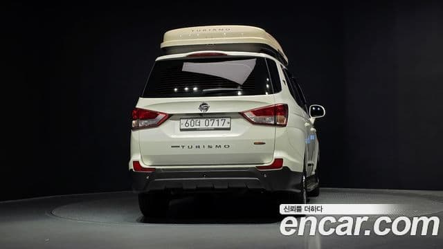 KG모빌리티(SsangYong) Korando 투리스모 4WD outdoor Edition 9인승, 2016 4