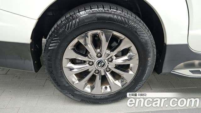 KG모빌리티(SsangYong) Korando 투리스모 4WD outdoor Edition 9인승, 2016 все фото