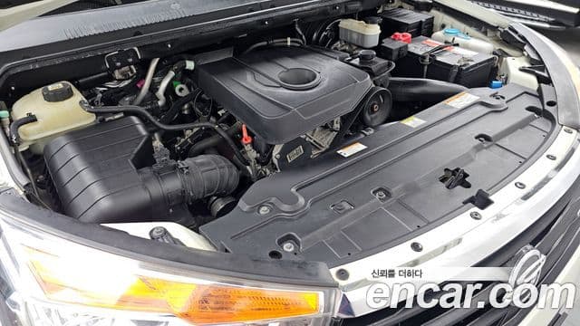 KG모빌리티(SsangYong) Korando 투리스모 4WD outdoor Edition 9인승, 2016 6