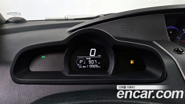 KG모빌리티(SsangYong) Korando 투리스모 4WD outdoor Edition 9인승, 2016 8