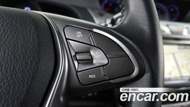 KG모빌리티(SsangYong) Korando 투리스모 4WD outdoor Edition 9인승, 2016 19