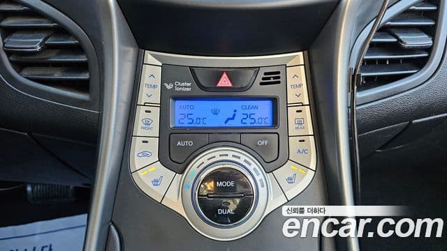 Hyundai Avante MD Luxury, 2012 20