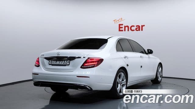 Mercedes-Benz E-класс W213 Avantgarde, 2018 2