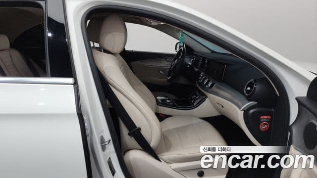 Mercedes-Benz E-класс W213 Avantgarde, 2018 11