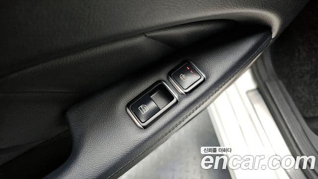 Mercedes-Benz CLS-класс W218 CLS350 BlueEFFICIENCY, 2012 19