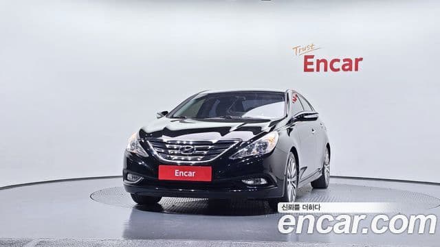 Hyundai YF Sonata LPI Luxury(для людей с инвалидностью), 2011 3