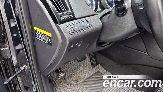 Hyundai YF Sonata LPI Luxury(для людей с инвалидностью), 2011 16