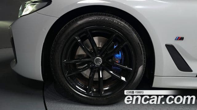 BMW 5시리즈 (G30) 520i M Sport, 2022 все фото