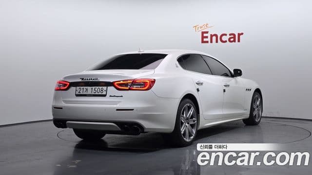 Maserati Quattroporte 3.0 дизель GranLusso, 2017 2