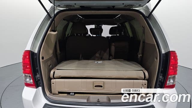 Kia Carnival R Premium, 2014 20