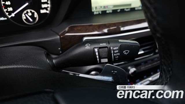 Genesis EQ900 Luxury, 2016 17