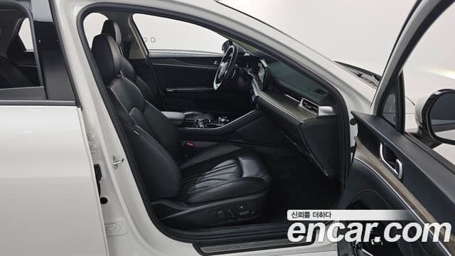 Kia K5 3세대 Signature, 2022 10