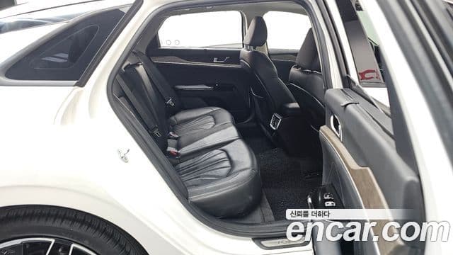 Kia K5 3세대 Signature, 2022 12