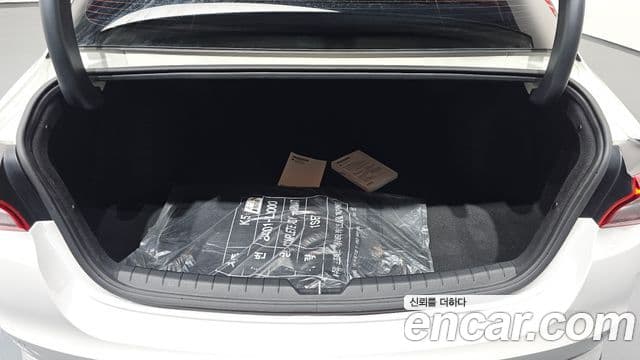 Kia K5 3세대 Signature, 2022 20