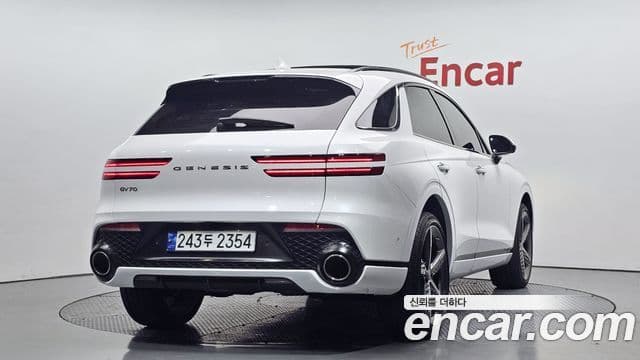 Genesis GV70, 2024 2