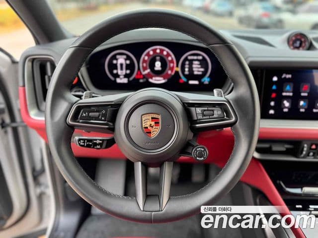 Porsche Cayenne (PO536) 3.0 купе, 2024 13