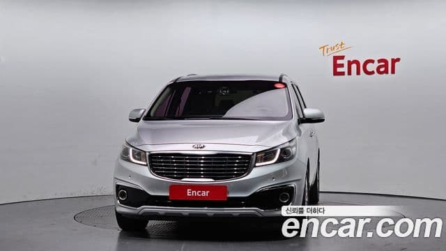 Kia All New Carnival Noblesse, 2015 3