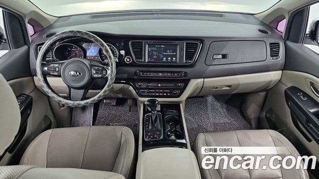 Kia All New Carnival Noblesse, 2015 7