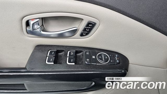 Kia All New Carnival Noblesse, 2015 16