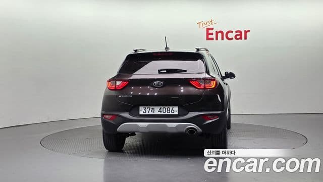 Kia Stonic Trendy, 2018 4