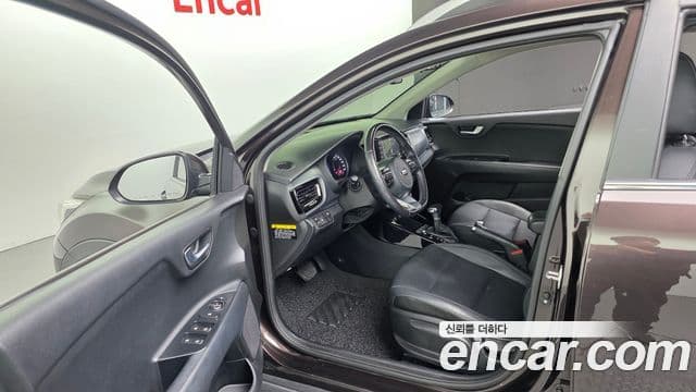 Kia Stonic Trendy, 2018 11