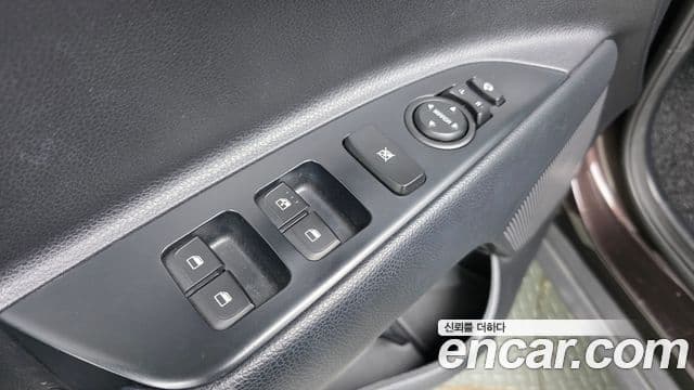 Kia Stonic Trendy, 2018 12