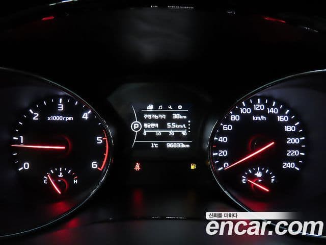 Kia All New Carnival Prestige, 2017 8