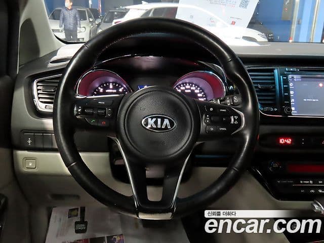 Kia All New Carnival Prestige, 2017 13