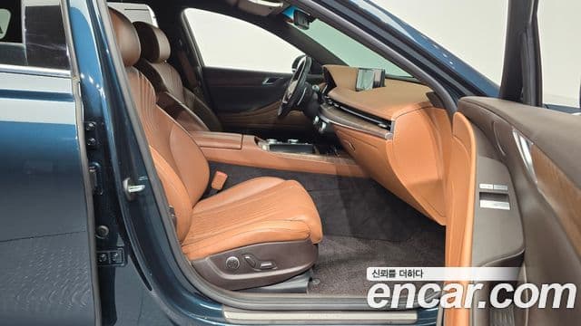 Genesis G80 (RG3) бензин 2.5 турбо AWD, 2023 10