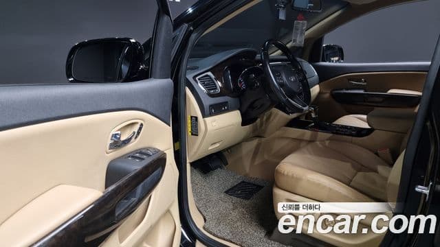 Kia The / новый New Carnival Noblesse, 2019 11