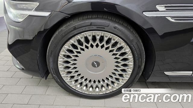 Genesis G90 Premium Luxury, 2019 все фото