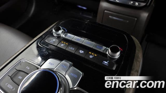 Genesis G90 Premium Luxury, 2019 19