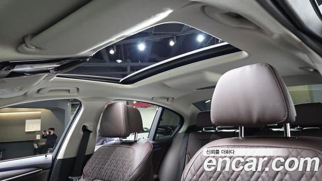 BMW 5시리즈 (G30) Luxury, 2023 18
