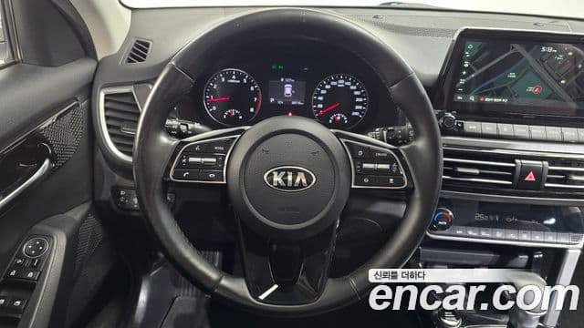 Kia Seltos Signature, 2022 13