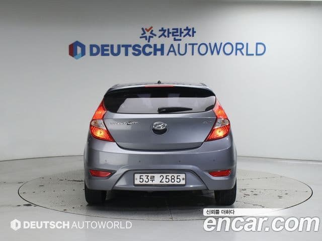 Hyundai Accent(новый кузов / новое поколение) Premium, 2014 4