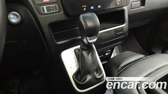 Hyundai Staria Modern, 2022 9