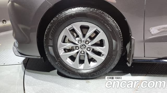 Toyota Sienna 4세대, 2022 все фото