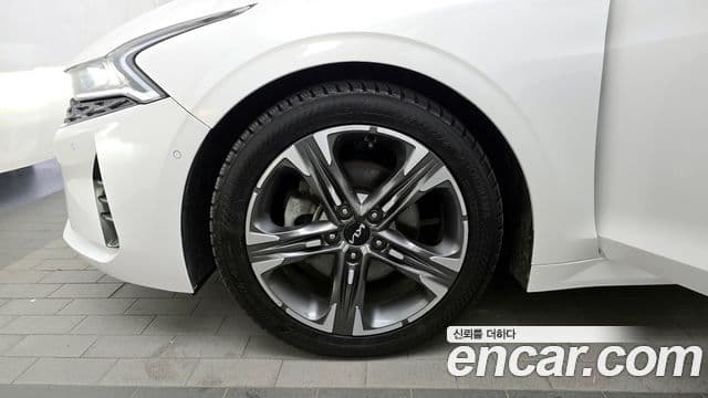 Kia K5 гибрид 3세대 Signature, 2022 все фото