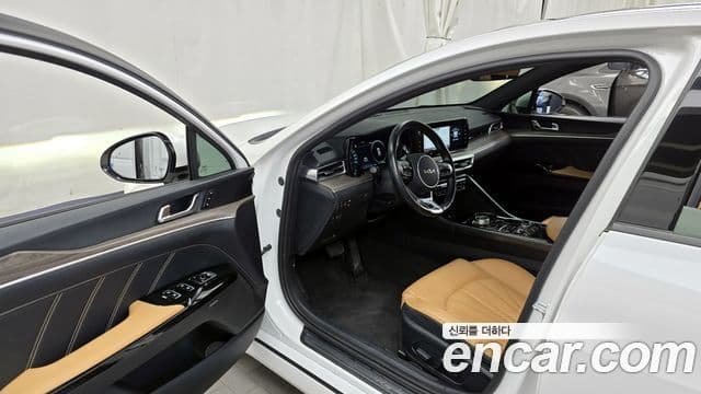 Kia K5 гибрид 3세대 Signature, 2022 10