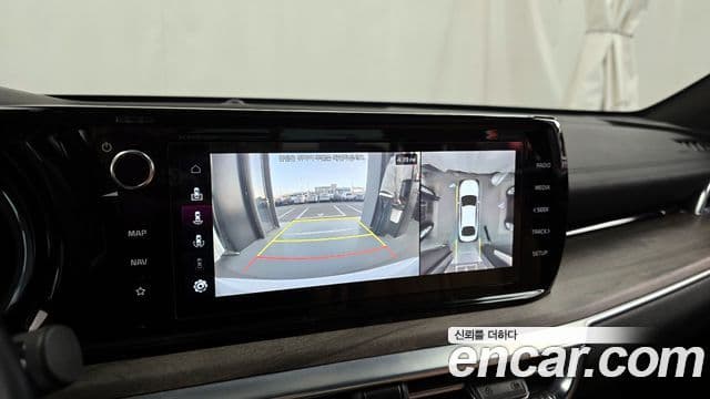 Kia K5 гибрид 3세대 Signature, 2022 15