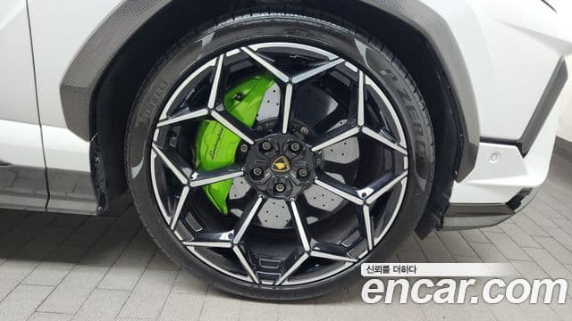 Lamborghini Urus 4.0 V8 Performante, 2023 все фото